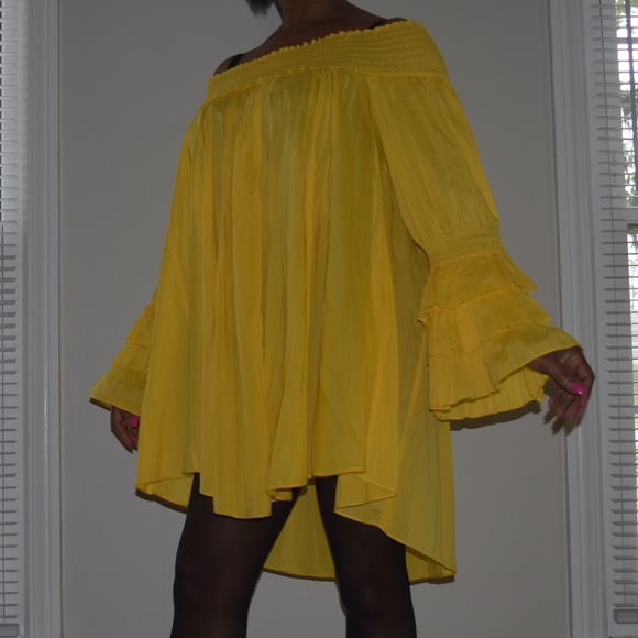 Gracia Smocked Off-the-shoulder Ruffle Sleeve Dress in Yellow - Picture 5 of 5